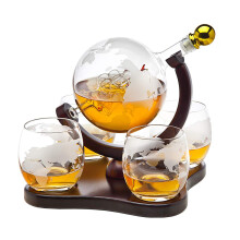 Godinger Whiskey dekanter fldgmb szett 4 maratott pohrral Scotch Bourbon vodka italokhoz frfiaknak - 850 ml tltsz