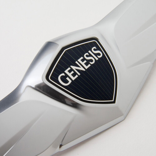 Hyundai 2015 Hyundai Genesis Sedan Wing Tailgate Emblem - 2