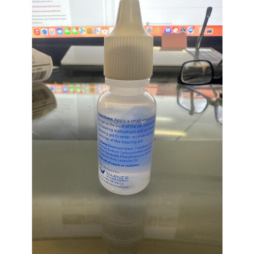 Tech-Care Ear-Gel-1/2 on   a de garrafa da Warner Tech-Care 2