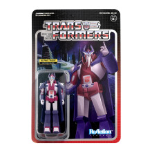 Super7 Transformers Alpha Trion 3.75 in figura di reazione