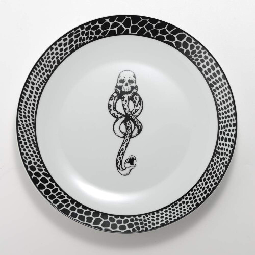 Harry Potter Voldemort Death Eater Dinnerware Sets | 16-Piece Ceramic Dinner Set 1