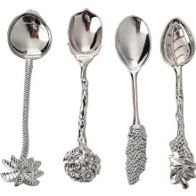 (As show, One size) 4Pcs Dessert Spoons Mini Spoons Set Coffee Spoon Teaspoon Vintage Royal Style Carved Fruit Dessert Spoons for Kitchen Dining Bar (Sliver)
