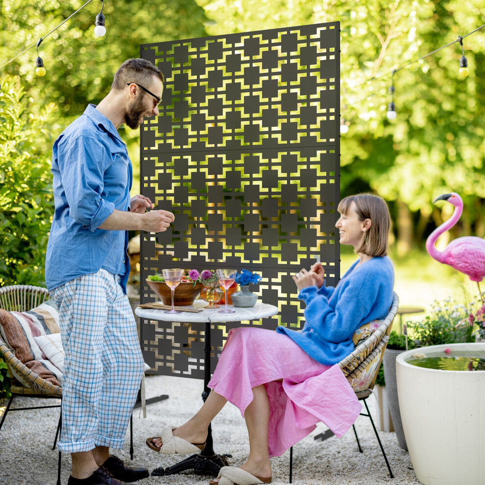 New Outsunny 6.5Ft Metal Outdoor Privacy Screen Panel W/ Stand, Grid Style