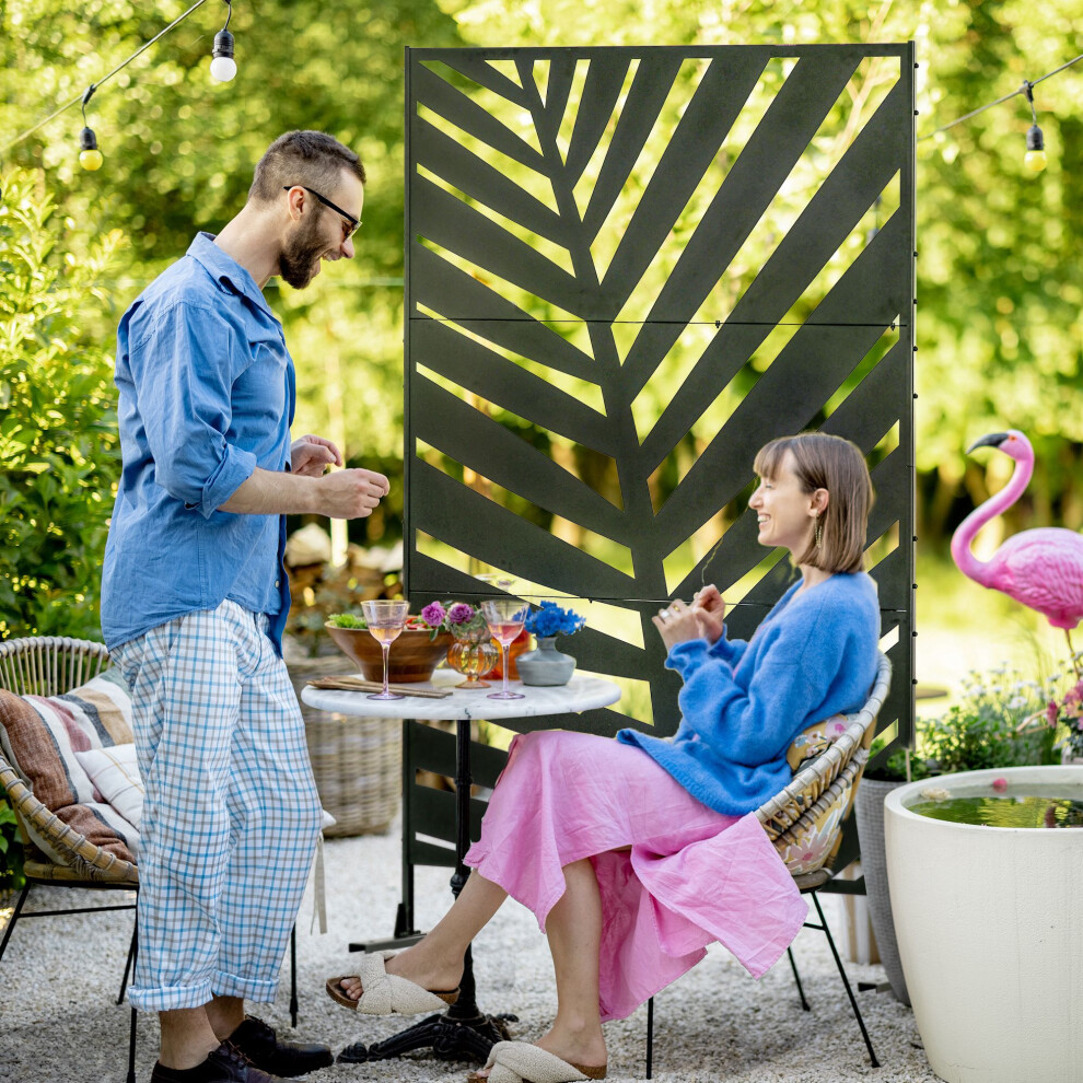 Outsunny 6.5Ft Metal Outdoor Privacy Screen Panel With Stand, Banana Leaf Style