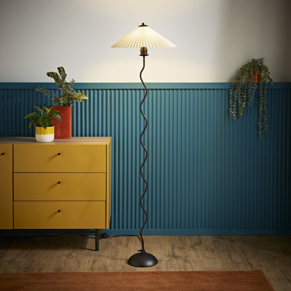 Black Metal Wavy Floor Lamp Waved White Origami Pleated Shade Light