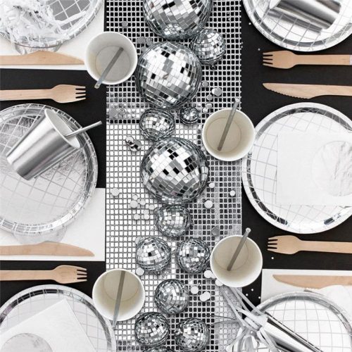 Disco Table Runner Mirror Silver na tanečnú svadbu 2