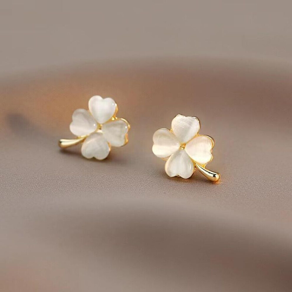 Four-leaf Clover Earrings Female Summer Cat&apos;s Eye Stone Earrings New Tide Niche Senior Sense Of Temperament Earrings