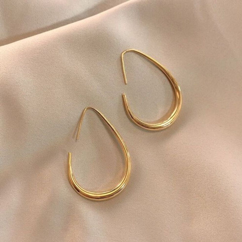 (as the picture) New Trendy Goldon Metal Oval Hoop Earrings For Women Korean Fashion Lady Party Luxury Drop Earrings Girl&apos;s Daily Accessories
