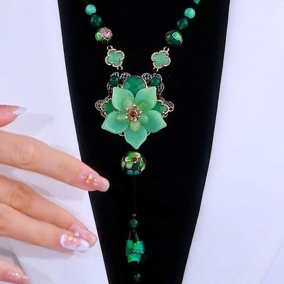 Maxpower (Green) Trendy Geometric Round And Square Jewelry Vintage Style Necklace For Women Green