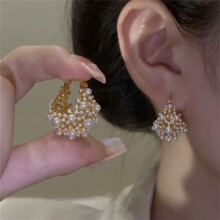 (M) French Retro Palace Style Pearl Earrings Light Luxury And High-end Earrings