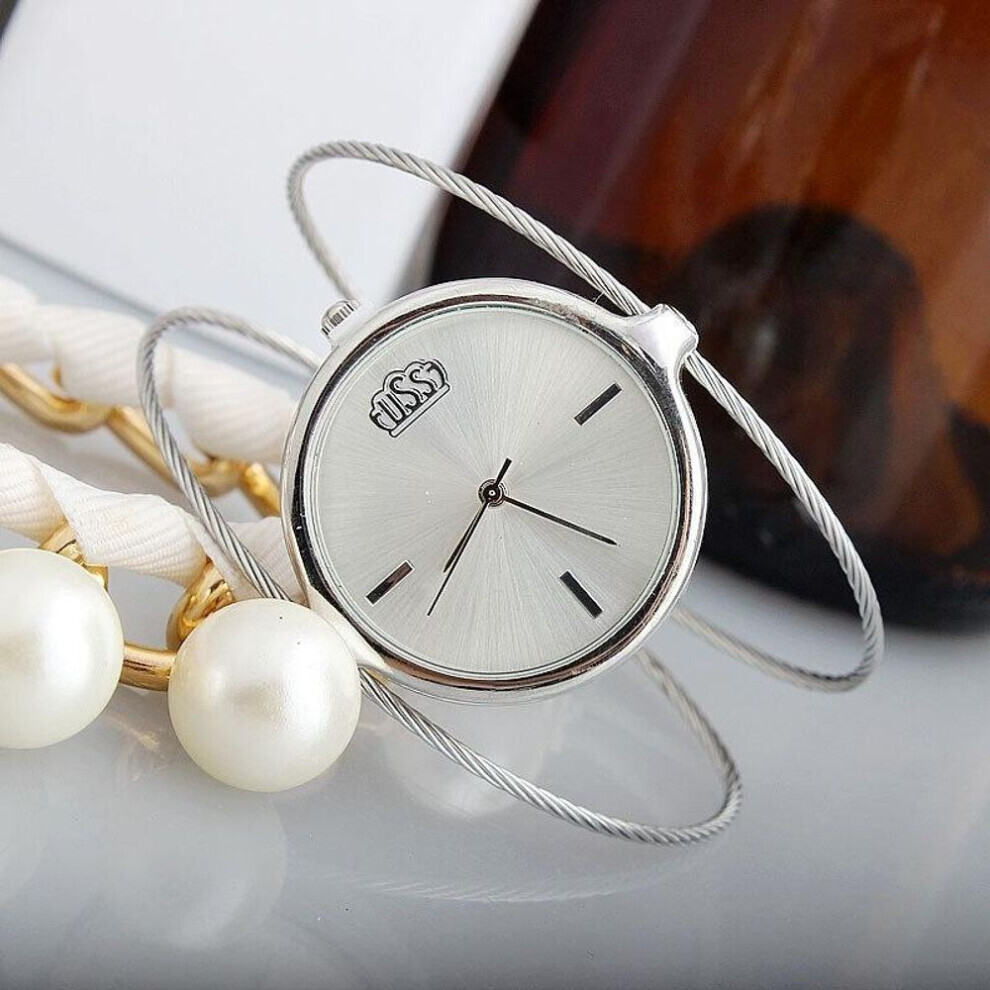 (black) Women Metal Watches Simple Steel Wire Watch Bands Vintage Round Quartz Wrist Clock Charm Outdoor