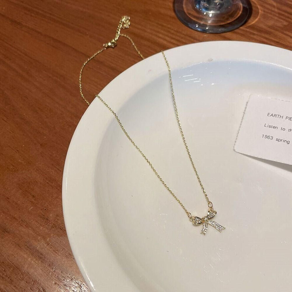 Maxpower (Gold) Bow Pendent Sweater Chain Women Necklace Korean Style Necklace Girl Choker Fashion Jewelry Gold