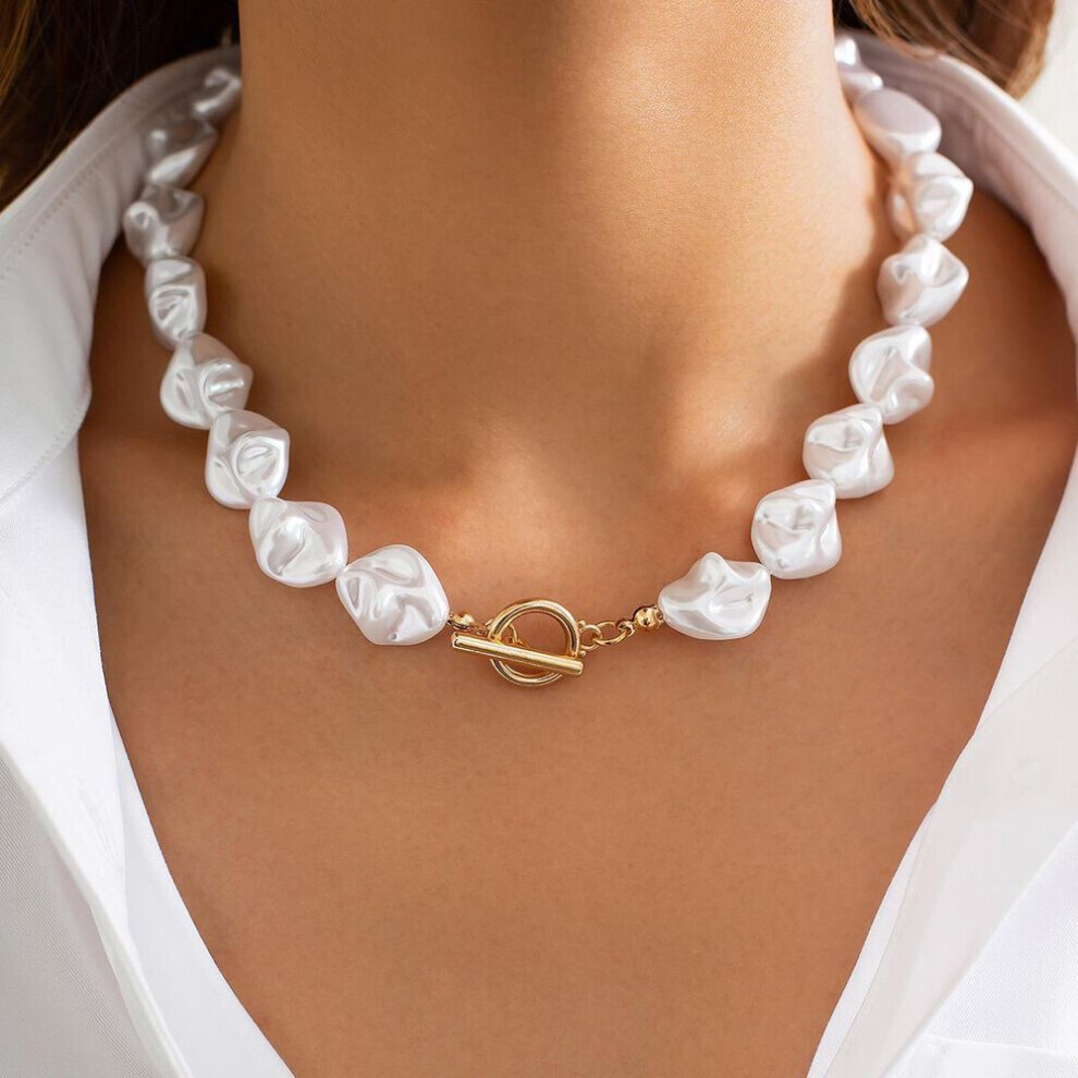 Maxpower (Gold,, Necklace 6836) "European & American Irregular Pearl Necklace: Luxurious Metallic Clavicle Chain Set" White