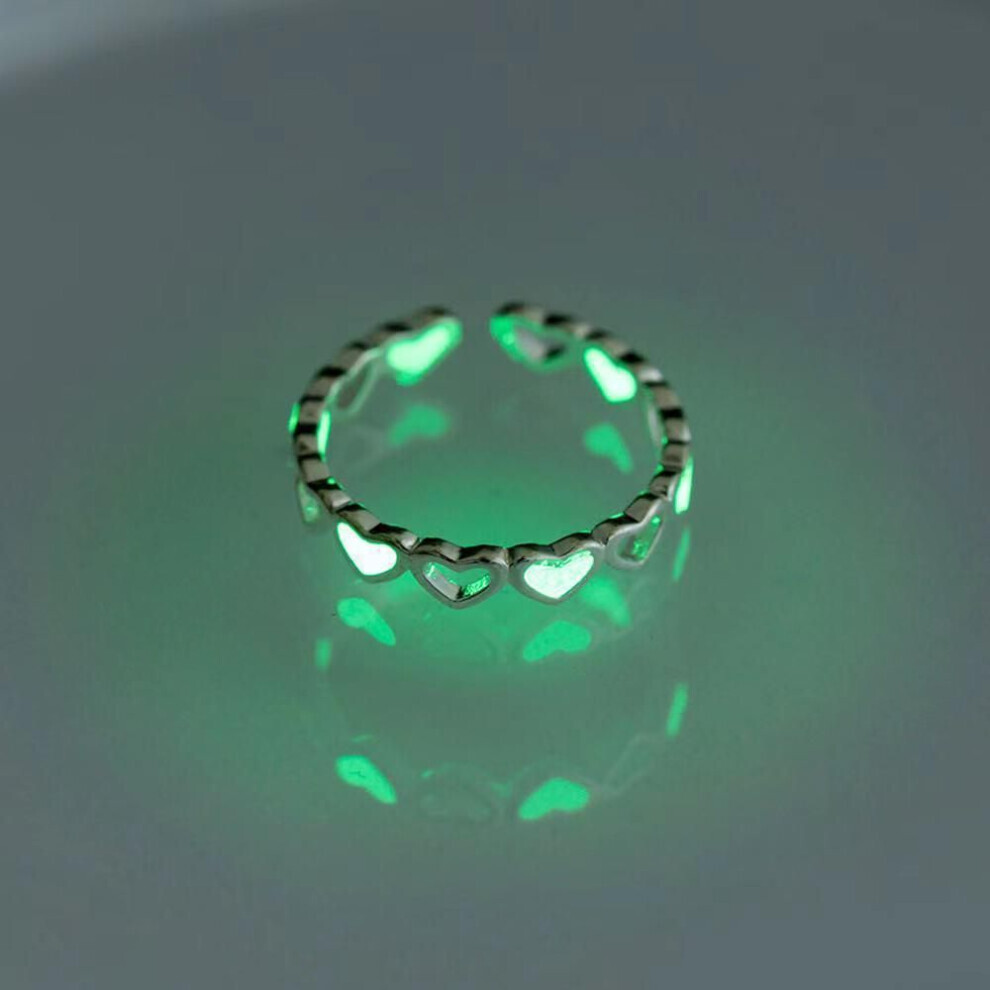 Maxpower (Fluorescent Green, Love Ring) "Glowing Star Ring: Creative Luminous Star-Shaped Accessory For Students To Shine On Instagram!"