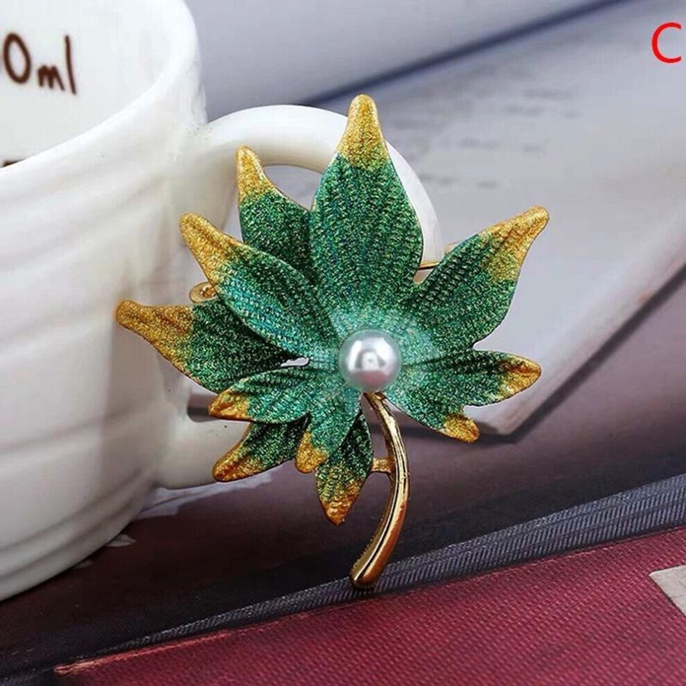 Maxpower (Green) Maple Leaf Brooches Pin With Fake Pearl Women Lapel Pin Girl Decor