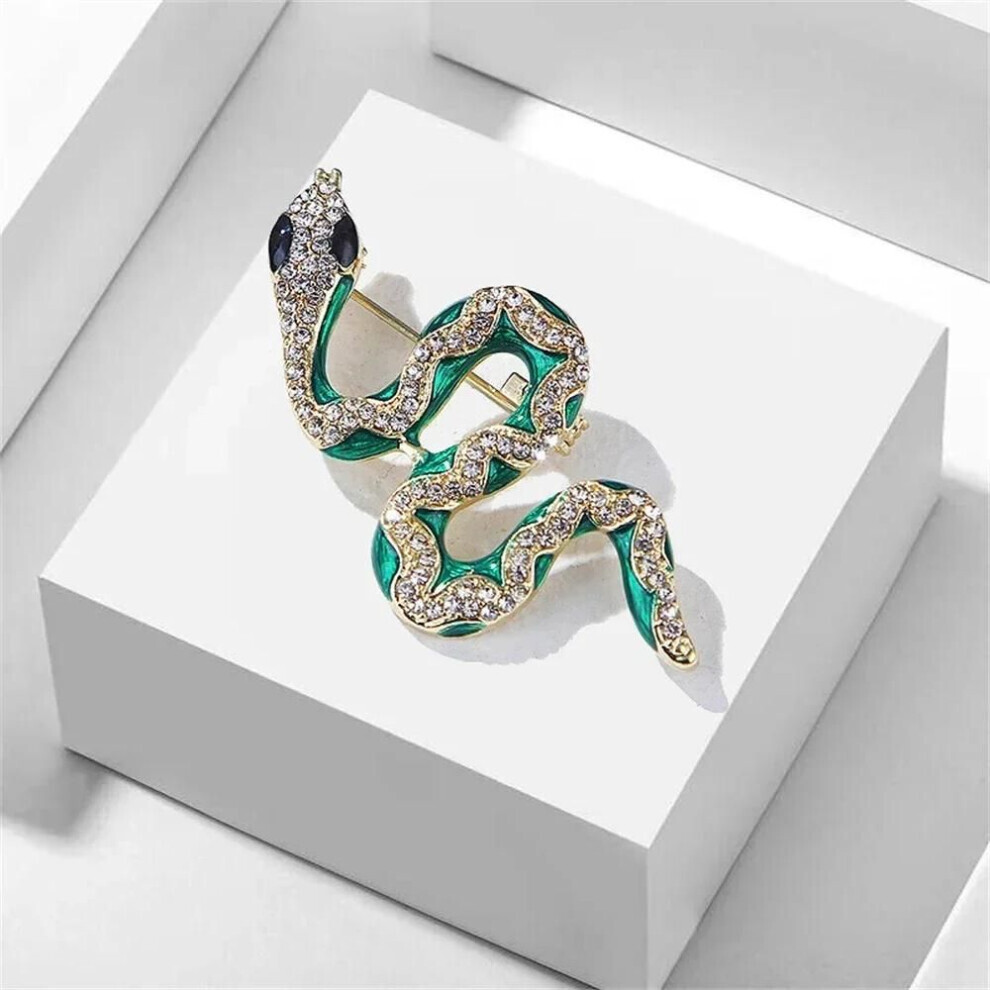 Maxpower (As The Picture) Animal Green Snake Brooch Pin Colored Vintage Imitation Crystal Rhinestone Lapel Pin For Men Women Gift Jewelry Accessories