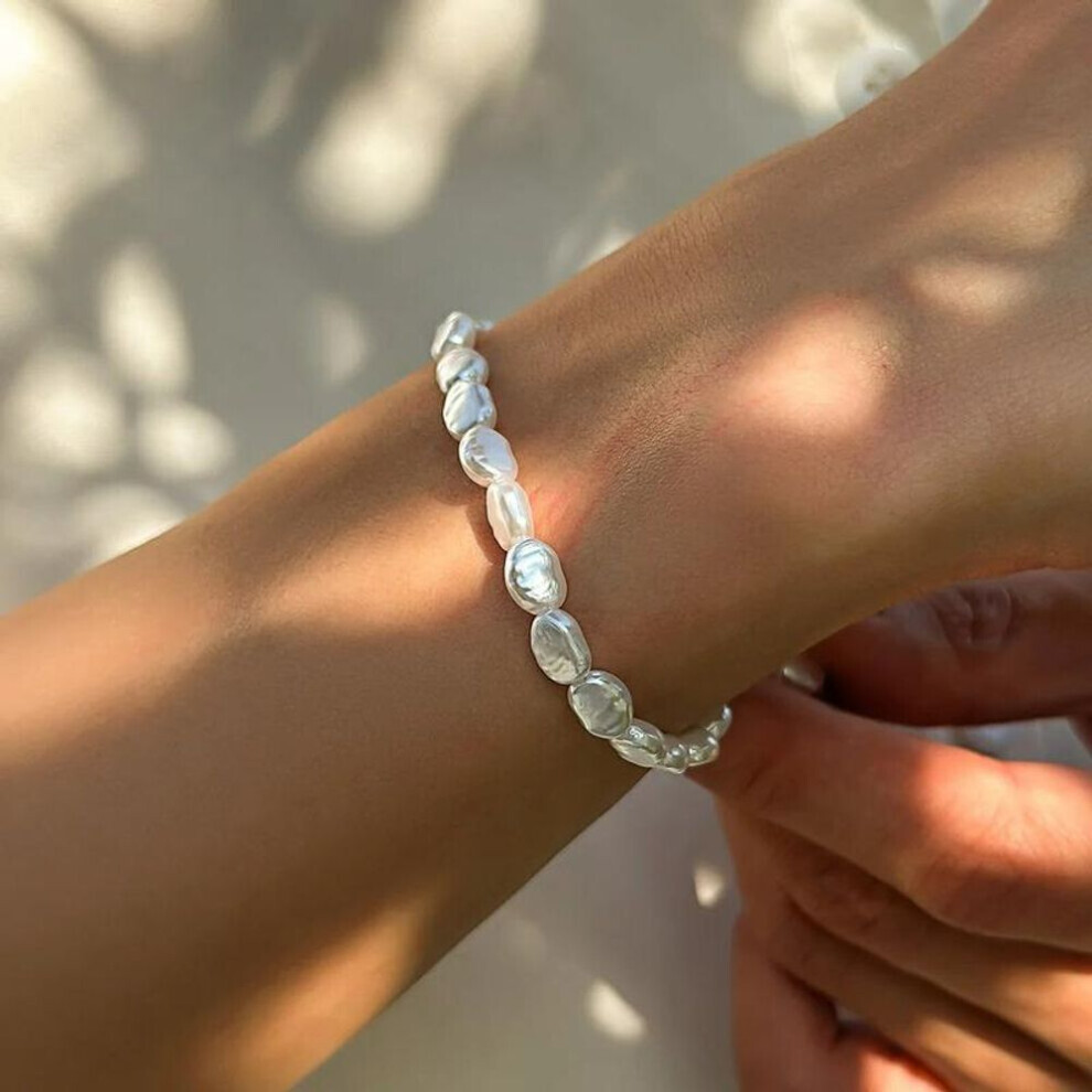 (white) Vintage Imitation Pearl Irregular Bracelets Trendy Simple Charm Bangles For Women Personality Baroque Party Wedding Jewelry