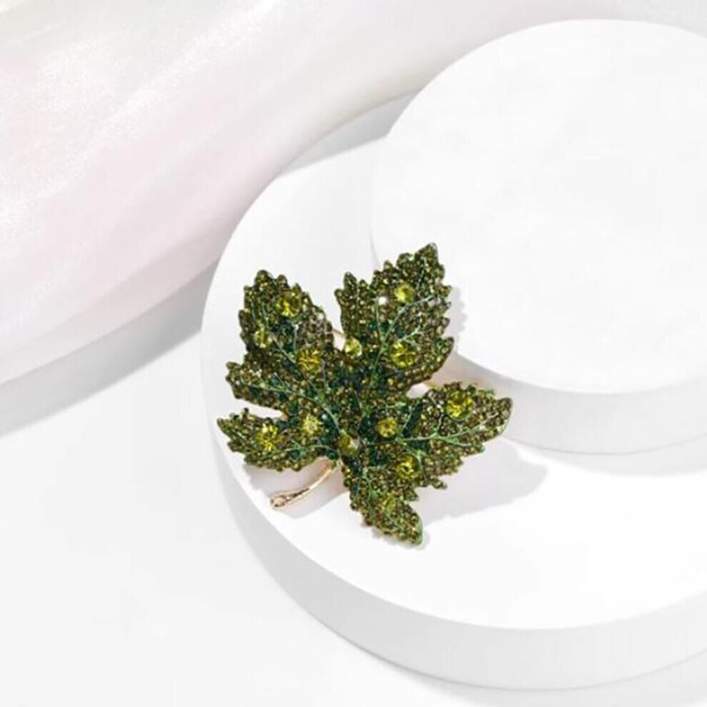 Maxpower (Green) Maple Leaf Brooches For Women Men Elegant Corsage Festival Party Badge Pin Clothing Jewelry Accessories Green