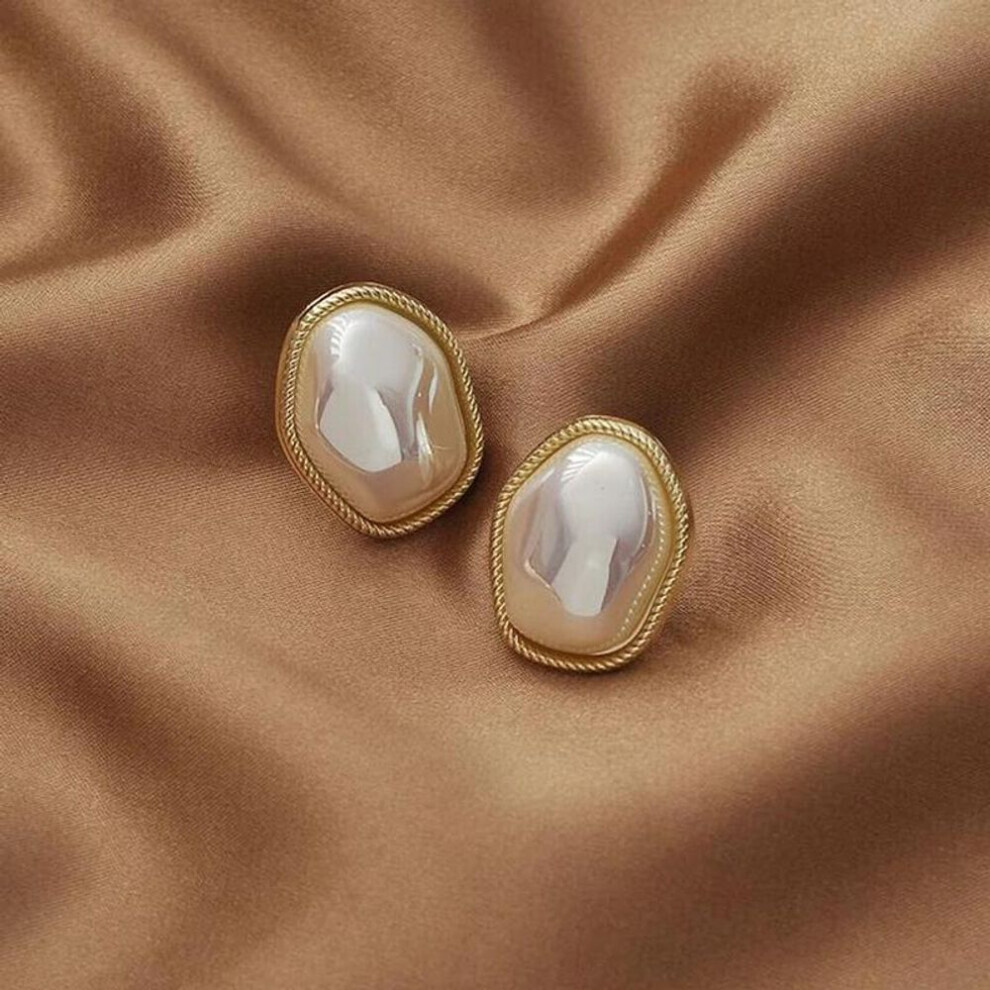 Maxpower (Gold) Irregular Big Pearl Earrings Imitation Pearls Exaggerated Stud Earrings For Women Elegant Temperament Jewelry Gifts White,Gold