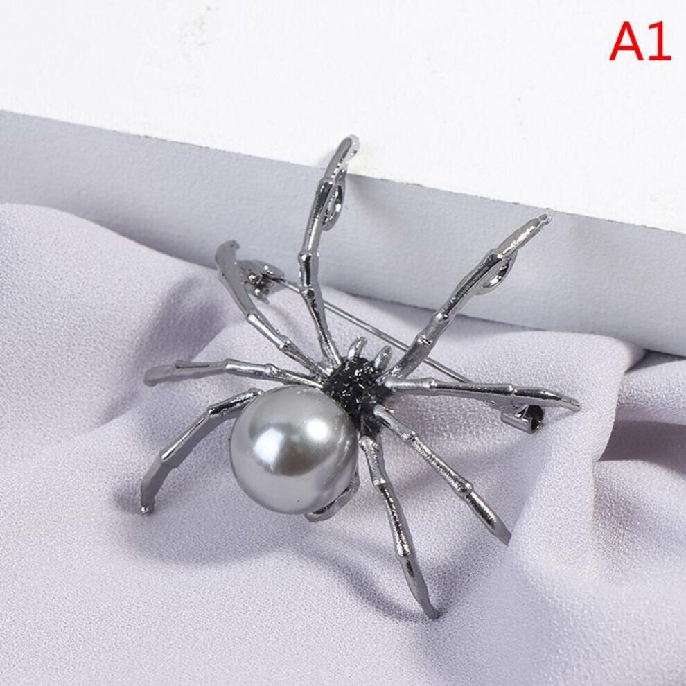 Maxpower (Gray) 1Pc Spider Brooch Female Corsage Gifts Men Accessories Fashion Jewelry Grey