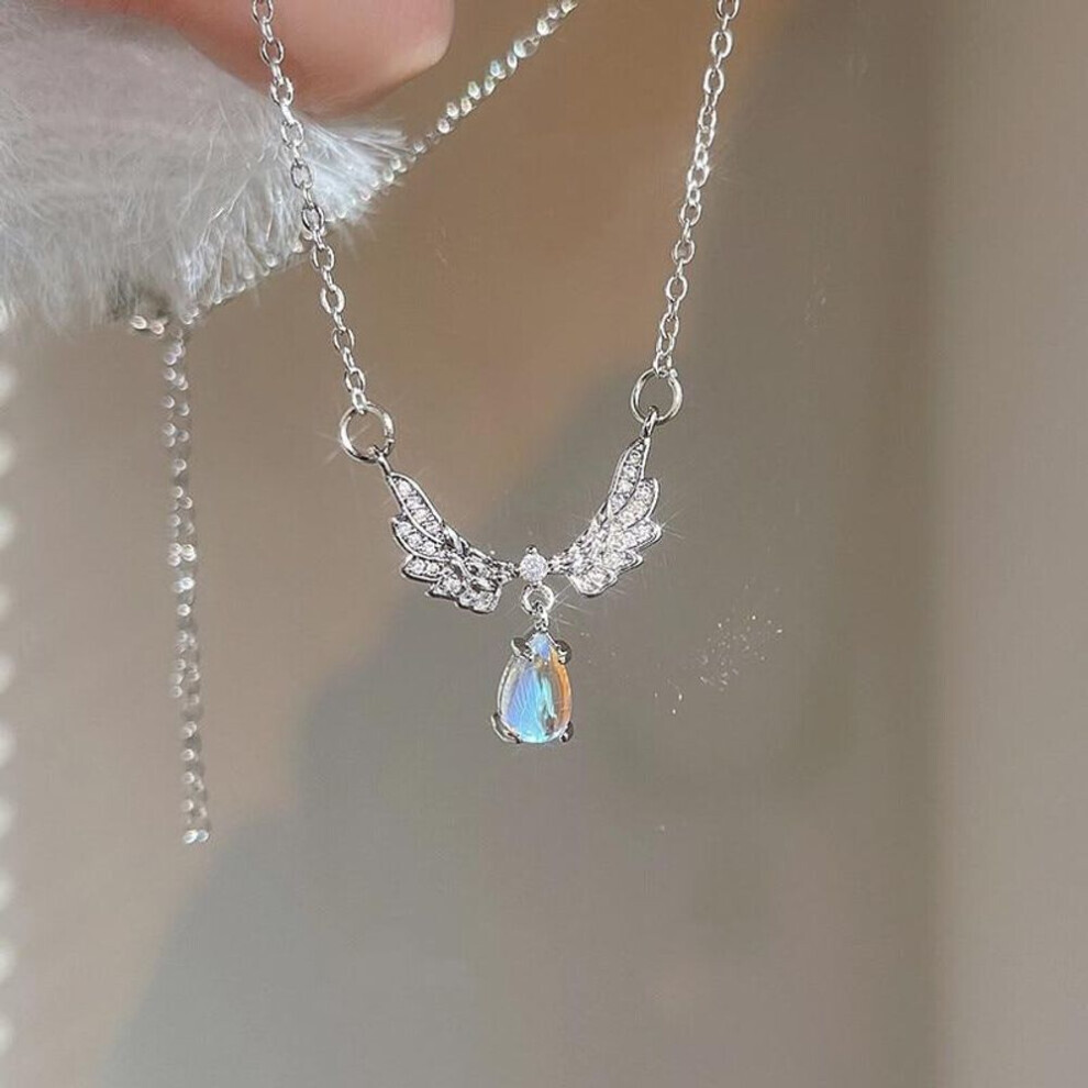 Maxpower (As The Picture) Kpop Fairy Zircon Wings Heart Crystal Pendant Necklace For Women Heart Clavicle Chain Choker Fashion Y2k Egirl Emo Jewelry Gifts