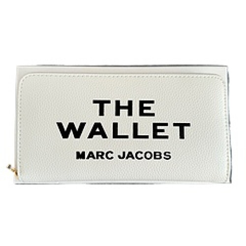 (White) Holding a wallet clip in hand