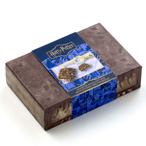 Harry Potter Harry Potter Monster Book Keyring & Badge Gift Box 2
