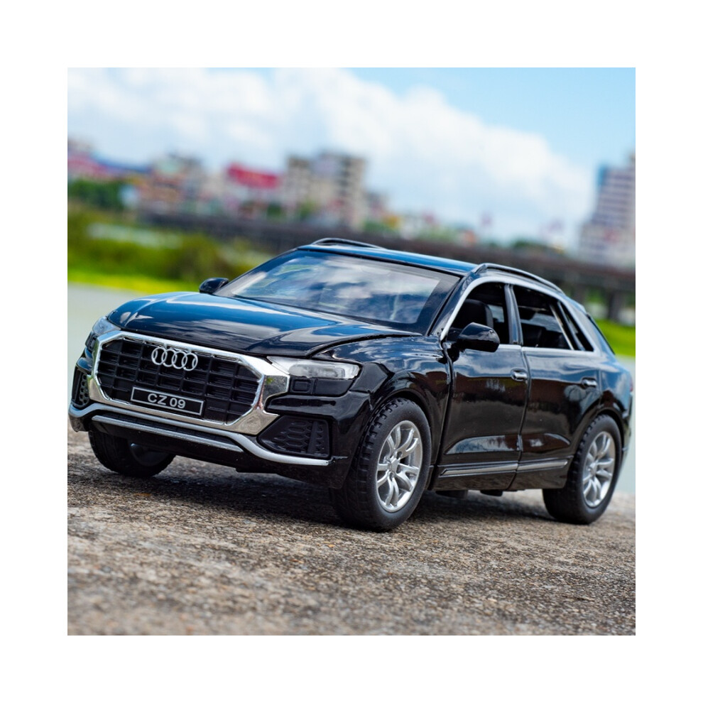 Maxpower (Black) 1:32 Audi Q8 Suv Alloy Car Model Diecast Metal Vehicles Car Model Collection High Simulation Sound And Black