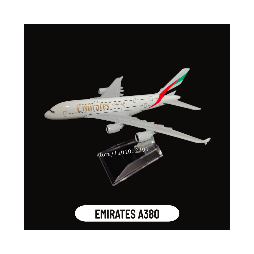 Maxpower (04.Emirates A380) Scale 1:400 Metal Aircraft Model, Qantas A380 Airplane Diecast Plane Aeroplane Home Office Decor Mini