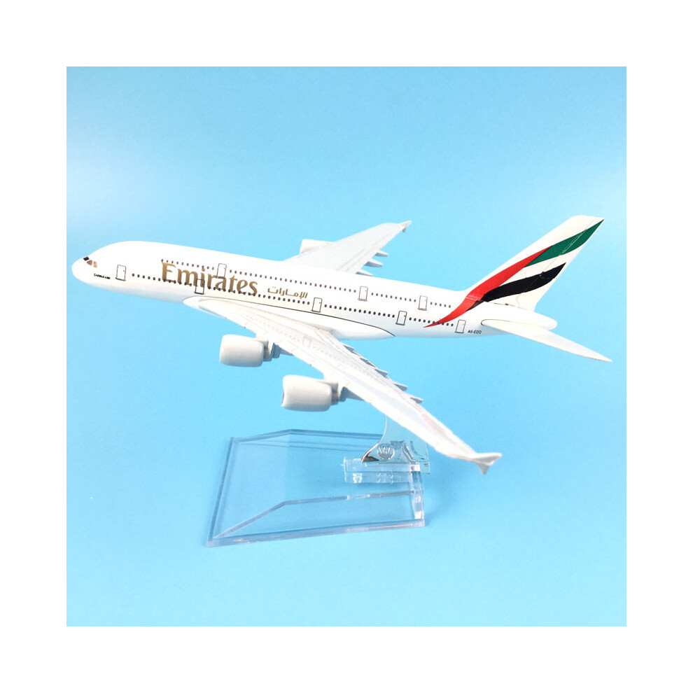 Maxpower (39) United Arab Emirates Airline Airbus A380 Airplane Model Aircraft Diecast Model Plane Metal 1:400 Airplane