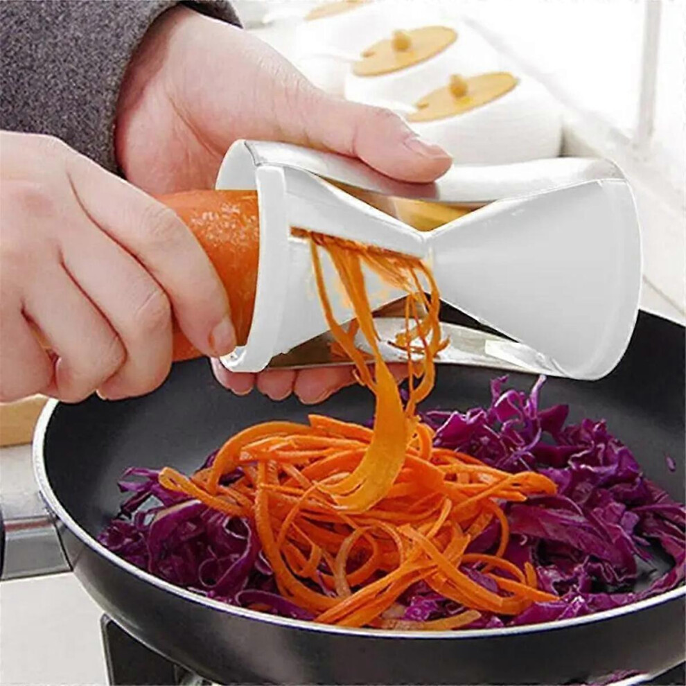 Cucumber Shredder Tool Handheld Portable Shredder Tool Labor-Saving Grater Veggie Shredder Carrot Slicer Green