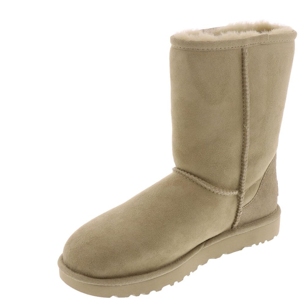 UGG Women's Classic Short II Fashion Boot  Mustard Seed  9