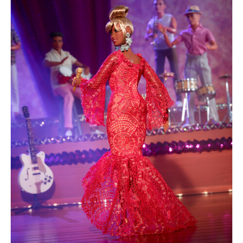 Barbie Barbie Κούκλα Γυναικών Εμπνεύσεως, Celia Cruz Βασίλισσα της Salsa σε Κόκκινο Φουστάνι 2
