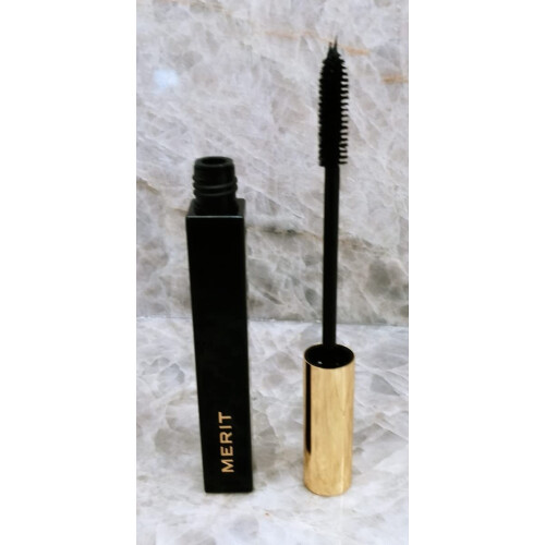 MERIT Clean Lash Μάσκαρα Μήκους και Τόνωσης