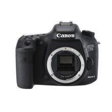 Canon EOS 7D Mark II Gehäuse (9128B043AA) - 20,2 MP APS-C DSLR, 10 Bilder pro Sekunde, Wettergeschützt, Dual DIGIC 6