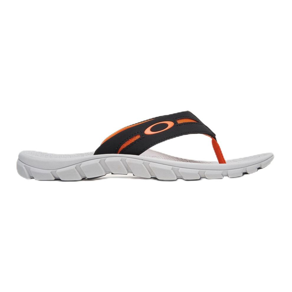 Oakley Men's Operative Sandal 2.0 Flip-Flop  Grey  8