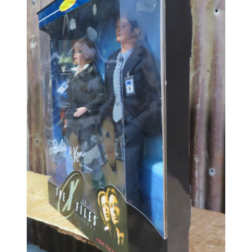 Barbie Coffret cadeau Barbie X-Files Ken 2