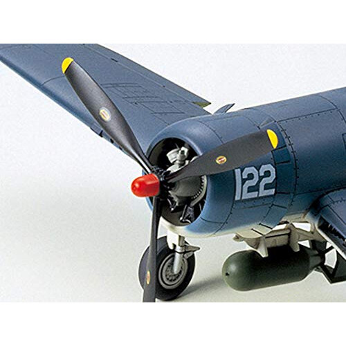 Tamiya Tamiya Models Vought F4U-1A Corsair Model Kit 1