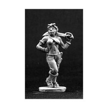 Reaper Miniatures Umalet Rozmina kvindelig halv ork pirat #03242 m?rk himmel