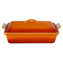 Cazuela Rectangular Cubierta de Cerámica Le Creuset, 4 qt. (12" x 9"), Llama