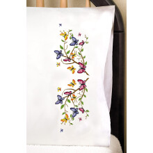 Dise o de obras de artesan a: Mariposas estampadas para fundas de almohada bordadas