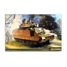 Academia 1/35 M2A2 Bradley Iraq 2003 Kit de modelo de pl   stico de tanque #13205
