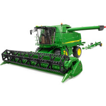 Kombajn Bruder John Deere T670i