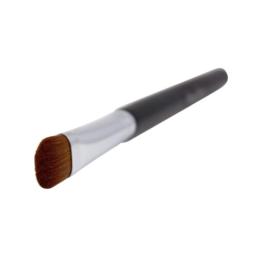 L’Oréal Paris Concealer Brush By Beau Gachis Cosmetics 1