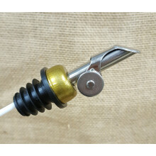 Conjunto de 2 Dosificadores de Azeite em Aço Inoxidável/Dourado com Tampa e Palitos