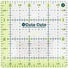 Riley Blake Designs Niedliches Schnittlineal von Lori Holt Quadratisch 8,9 x 8,9 cm