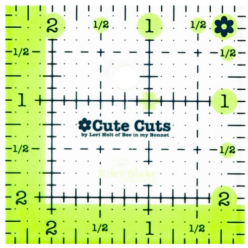 Lori Holt Cute Cut Ruler Squar Green 2
