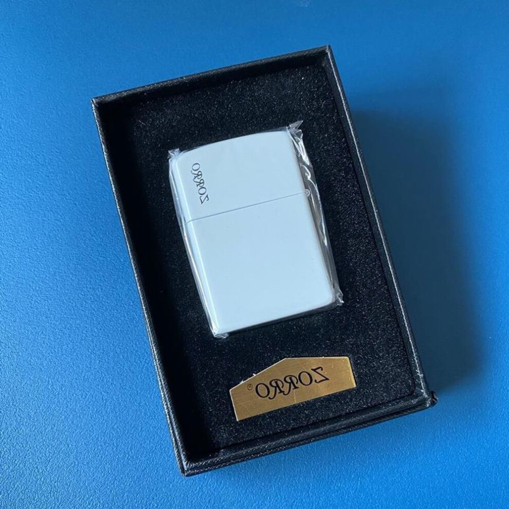 Yeuligo White Z92070 Luminous Standard Creative Luminous Lighter Simple Pure Copper Kerosene Lighter Wholesale