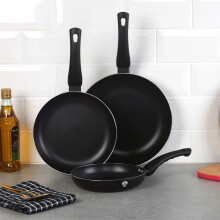 BLAUMANN 3Pc Set Cookware Induction Safe Aluminium Frying Pans Soft Touch Handle (Matt Black)