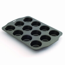 Zobrazen je forma na muffiny Norpro 1 KS 12